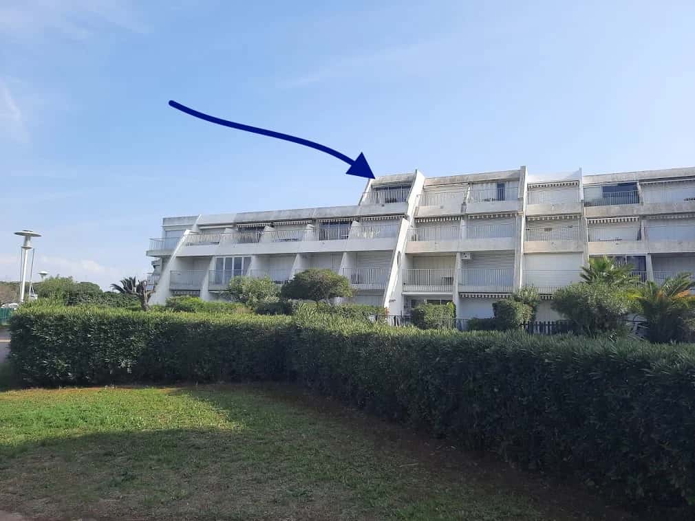 Vue port depuis la terrasse